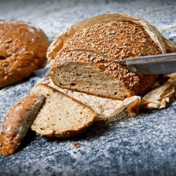 CHLEB ORKISZOWO-JABŁKOWY